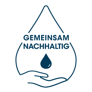 Umriss einer Hand, die einen Wassertropfen hält, mit den deutschen Worten „GEMEINSAM NACHHALTIG“ darüber.